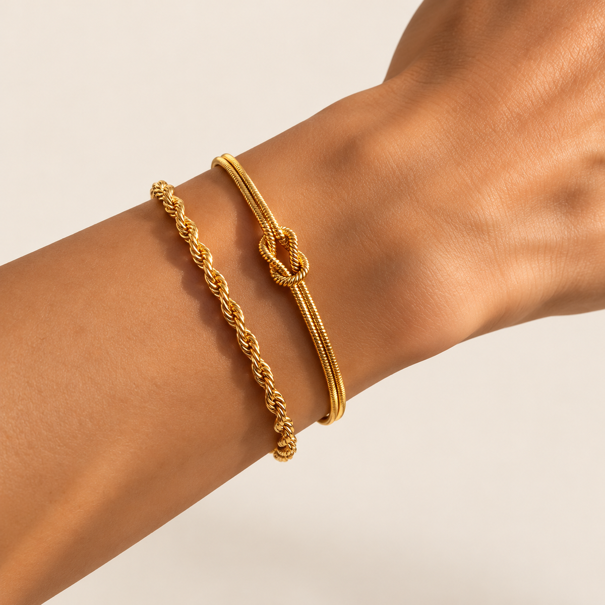 Belella Élora — Set de 2 Pulseras Doradas