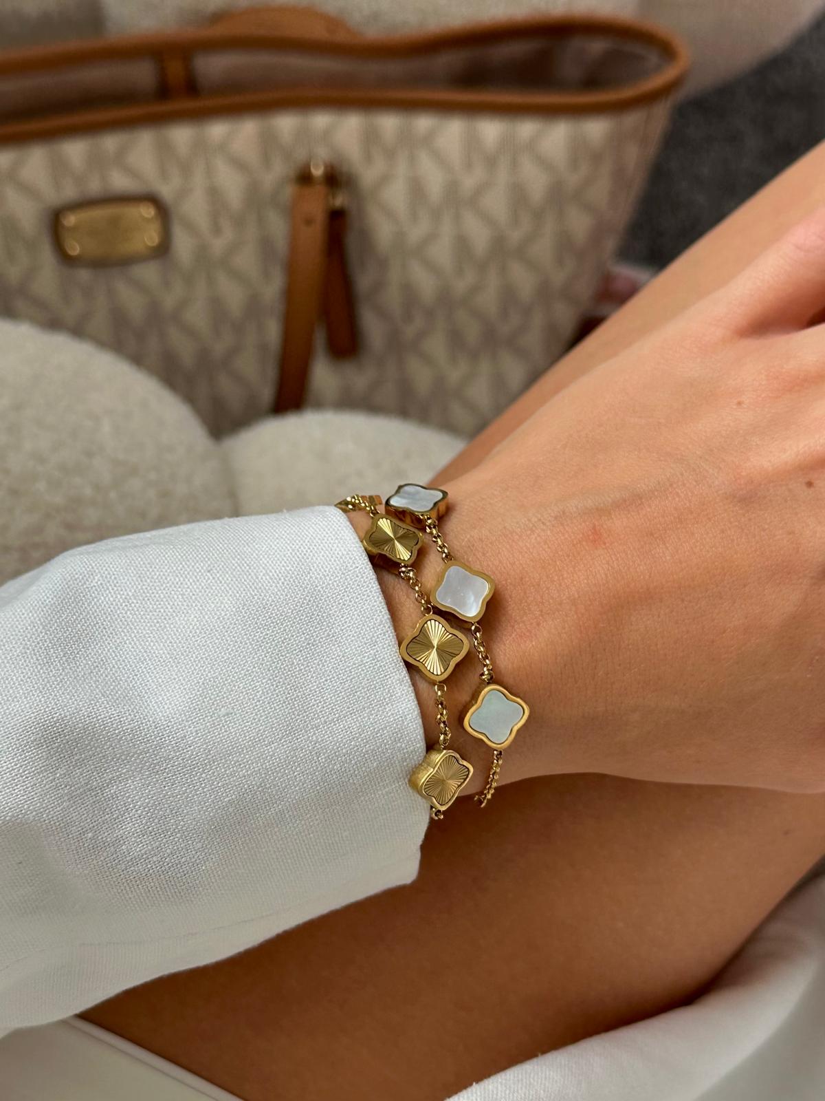 Pulsera de trébol